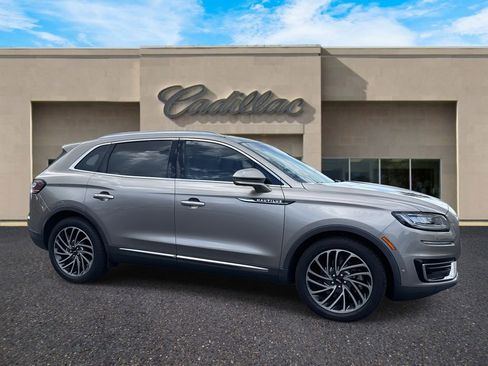 Used 2019 Lincoln Nautilus Reserve image 1