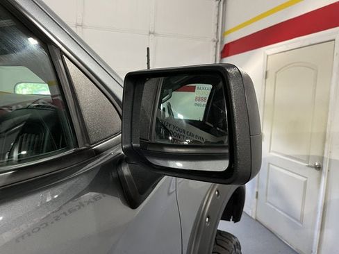 Used 2019 Chevrolet Silverado 1500 Custom w/ Custom Value Package image 43