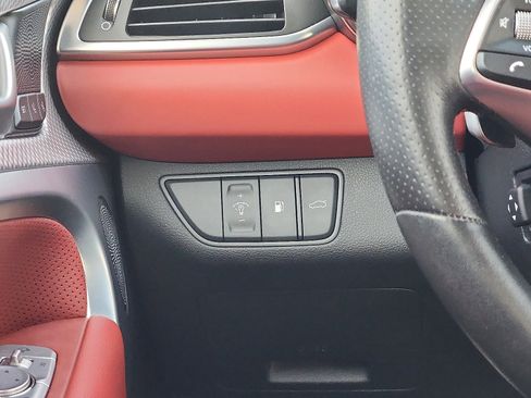 Used 2023 Genesis G70 2.0T w/ Sport Prestige Package image 13