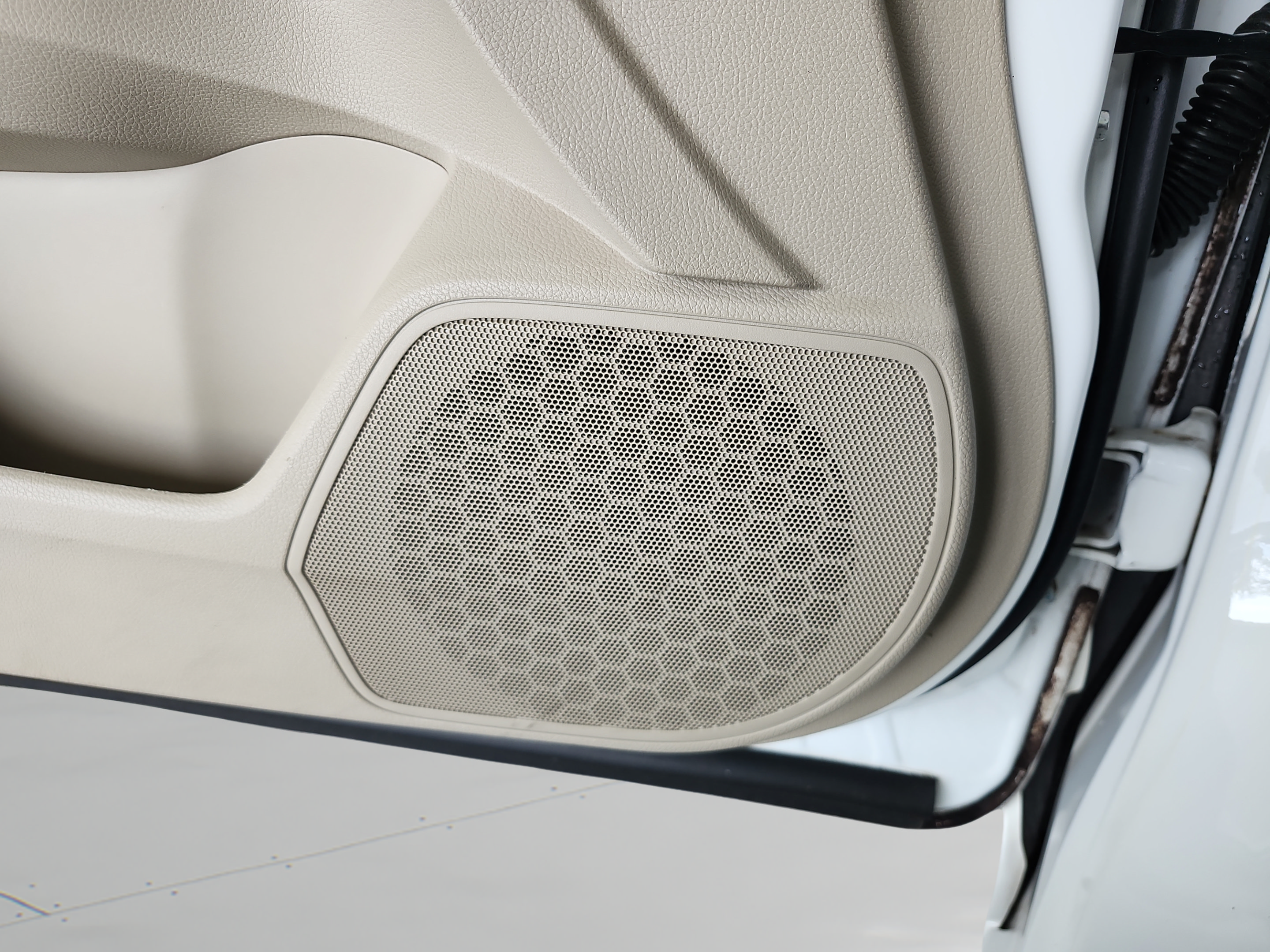 Used 2014 Honda Accord EX-L image 26