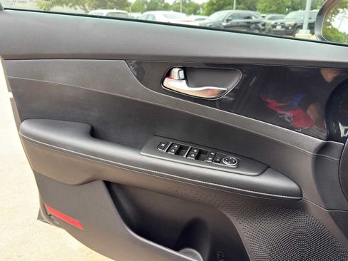Certified 2023 Kia Forte GT-Line FWD image 21