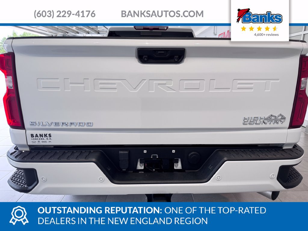 Certified 2024 Chevrolet Silverado 3500 High Country AWD/4WD image 7
