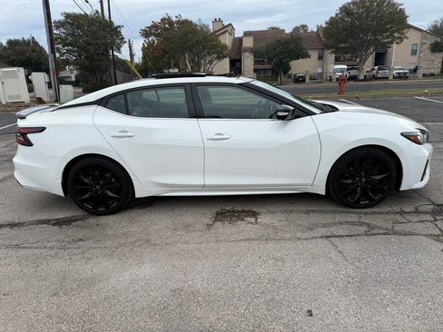 Used 2023 Nissan Maxima SR w/ Sport Mat Group image 5