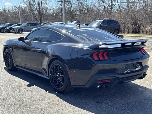 Used 2024 Ford Mustang GT Premium w/ GT Performance Package image 7