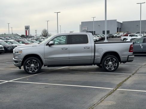 Used 2022 RAM 1500 Limited image 8