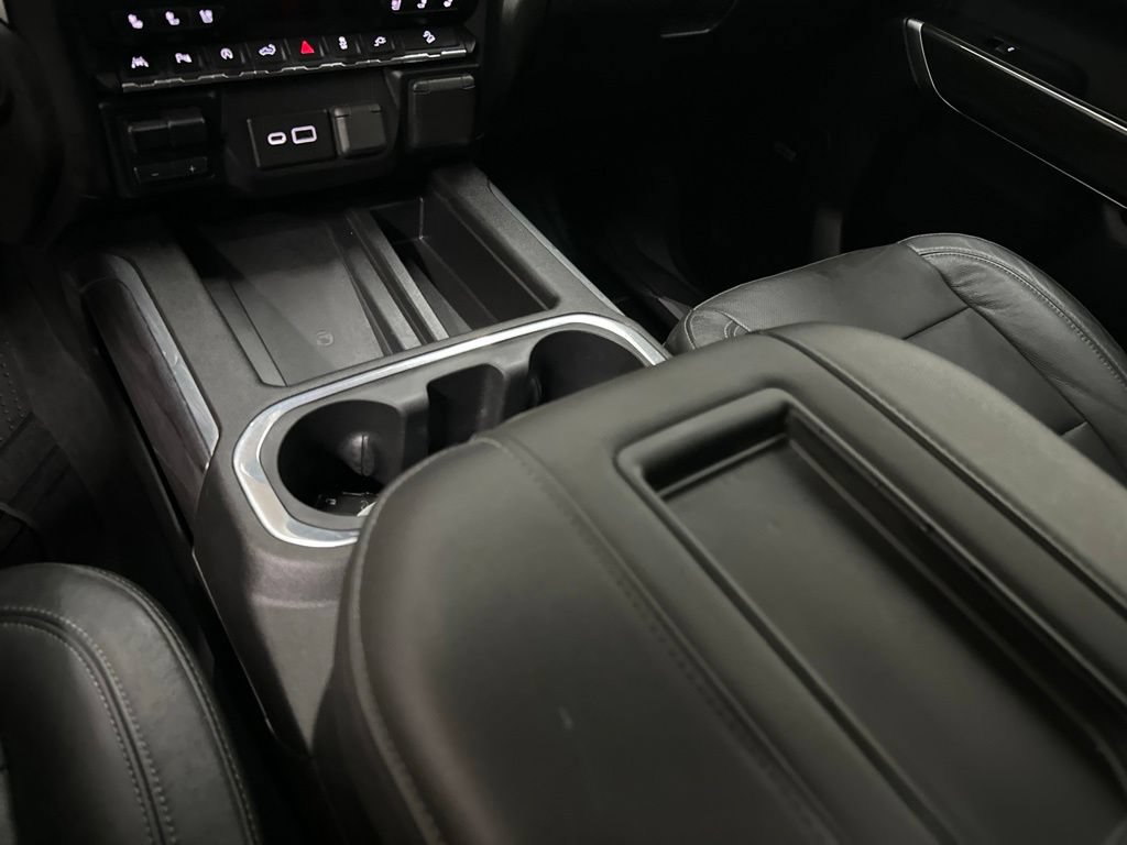 Used 2019 Chevrolet Silverado 1500 LTZ w/ LTZ Premium Package AWD/4WD image 41