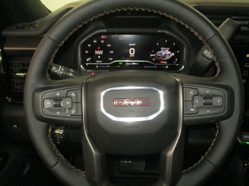 New 2025 GMC Sierra 2500 AT4 w/ AT4 Premium Plus Package image 21