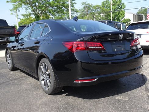 Used 2016 Acura TLX V6 FWD image 3