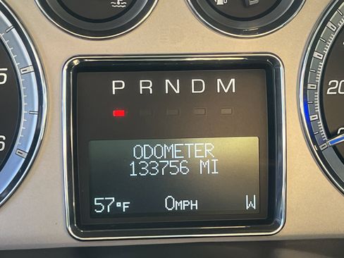 Used 2012 Cadillac Escalade Premium image 22