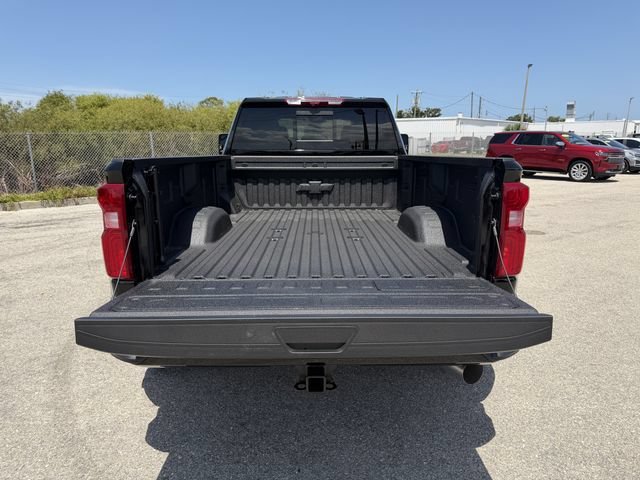 New 2026 Chevrolet Silverado 3500 High Country w/ High Country Premium Package AWD/4WD image 12