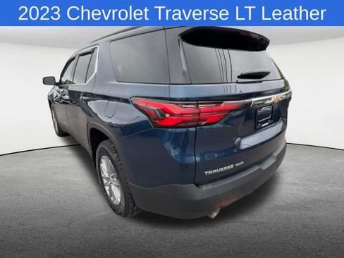 Used 2023 Chevrolet Traverse LT AWD/4WD image 7