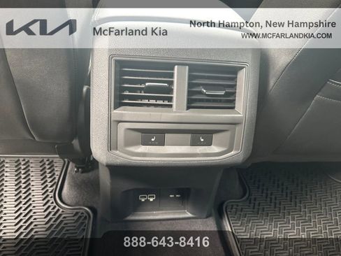 Used 2020 Volkswagen Atlas Cross Sport SEL Premium R-Line AWD/4WD image 19