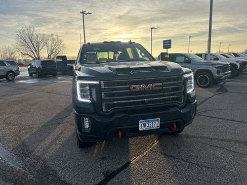 Used 2021 GMC Sierra 3500 AT4 w/ AT4 Premium Plus Package image 8