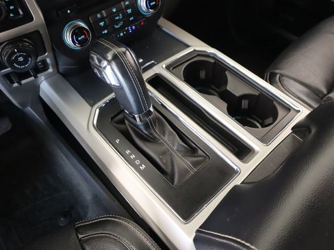 Used 2018 Ford F150 Lariat w/ Equipment Group 502A Luxury image 10