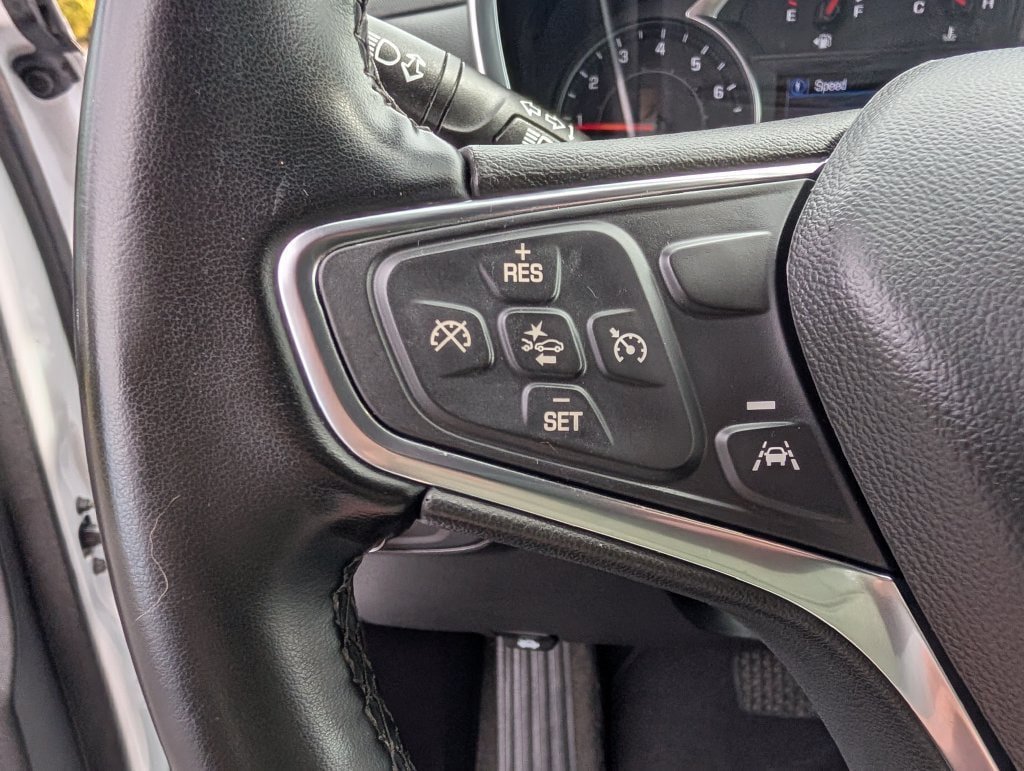 Used 2024 Chevrolet Equinox LT FWD image 10