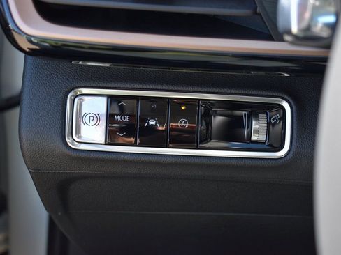 New 2025 Buick Envision Sport Touring image 19