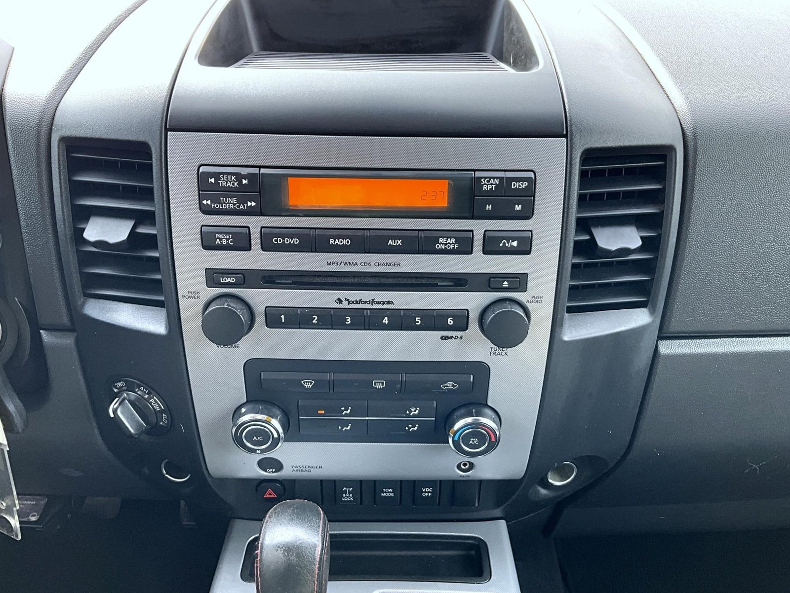 Used 2011 Nissan Titan PRO-4X w/ Pro-4x Premium Utility Pkg AWD/4WD image 18