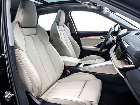 New 2025 Audi Q5 Prestige image 7