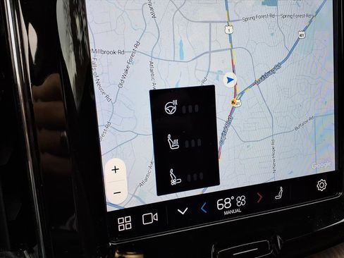 Certified 2023 Volvo XC60 B5 Ultimate w/ Climate Package image 23