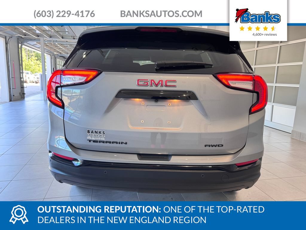 Certified 2023 GMC Terrain SLE w/ Driver Convenience Package AWD/4WD image 7