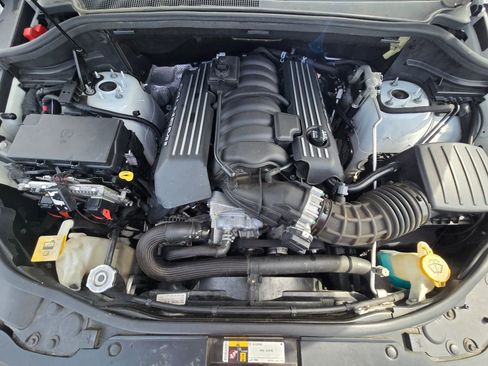 Used 2019 Jeep Grand Cherokee SRT image 29