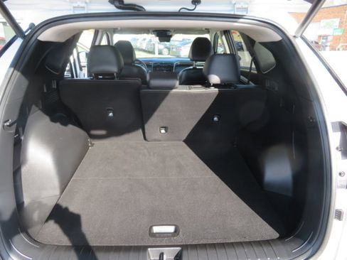 Used 2022 Hyundai Tucson SEL w/ Convenience + Premium Package image 14