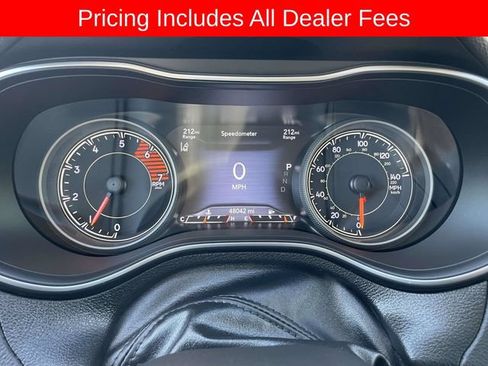 Used 2022 Jeep Cherokee Latitude Lux AWD/4WD image 24