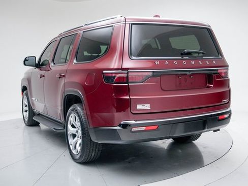 Used 2022 Jeep Wagoneer Series II image 3