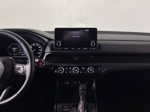 Used 2023 Honda CR-V Sport image 16