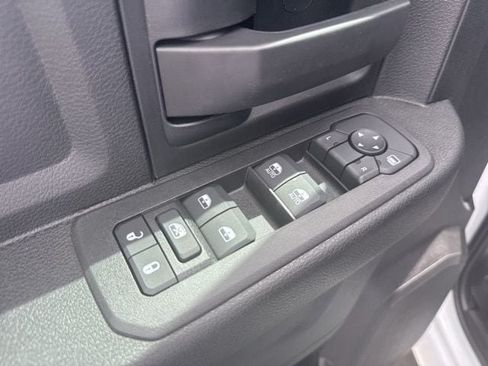 New 2026 RAM 3500 Tradesman w/ Chrome Appearance Group A AWD/4WD image 12