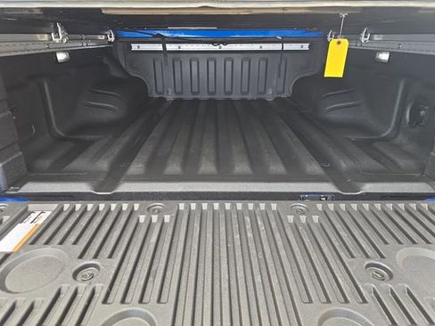 Used 2025 Nissan Frontier PRO-4X w/ Pro Premium Package image 23