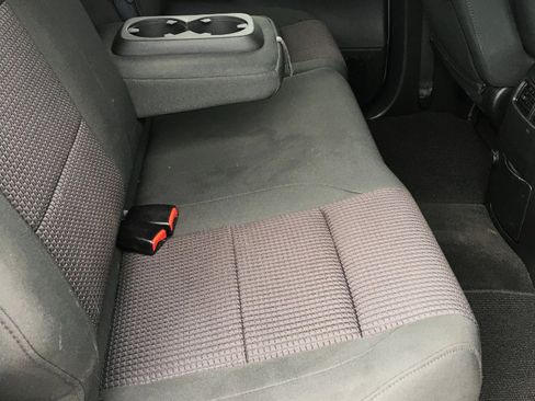 Used 2011 Nissan Titan SV w/ SV Value Truck Pkg image 20