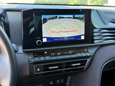 Used 2025 Toyota Camry LE w/ Convenience Package FWD image 18