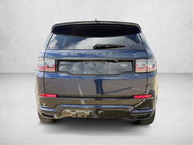 Used 2023 Land Rover Discovery Sport SE R-Dynamic AWD/4WD image 7
