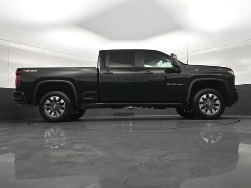 Used 2025 Chevrolet Silverado 2500 Custom w/ Custom Value Package AWD/4WD image 29