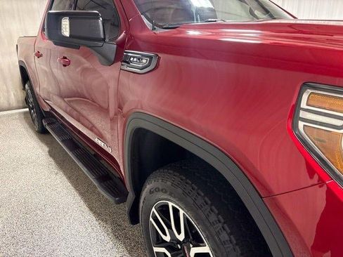 Used 2021 GMC Sierra 1500 AT4 w/ Technology Package AWD/4WD image 9