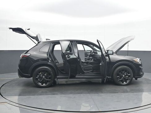 Used 2023 Honda HR-V Sport image 36