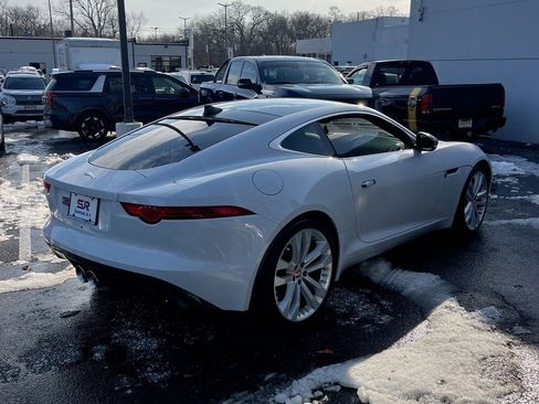 Used 2017 Jaguar F-TYPE S image 4