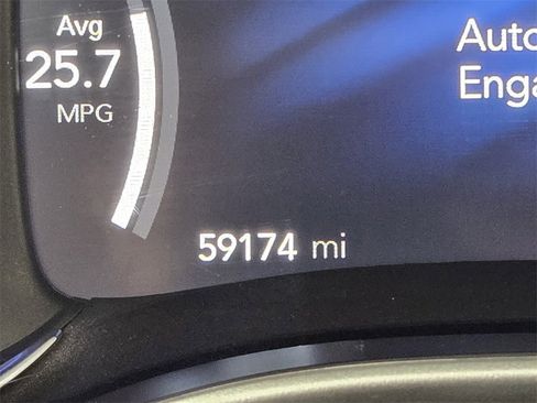 Used 2024 Chrysler Pacifica Select image 19