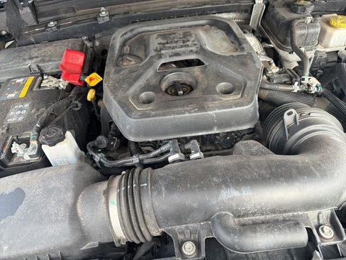 Used 2024 Jeep Wrangler Unlimited w/ Convenience Group image 25