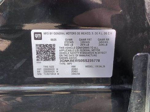 Used 2025 Chevrolet Blazer RS FWD image 34