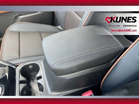 New 2026 GMC Canyon AT4 w/ Technology Plus Package AWD/4WD image 28