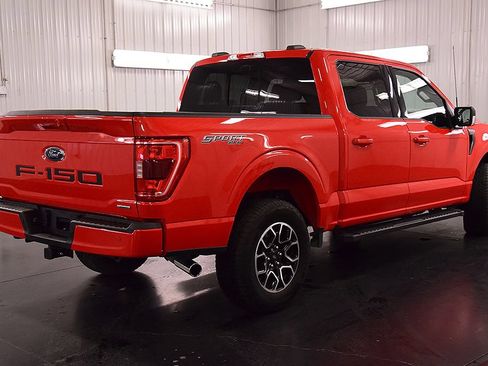 Used 2022 Ford F150 XLT w/ Equipment Group 302A High AWD/4WD image 9