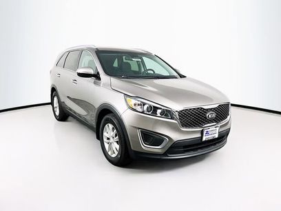 Used 2017 Kia Sorento LX w/ LX Convenience Package