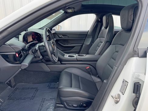 Used 2020 Porsche Taycan 4S w/ Premium Package image 17