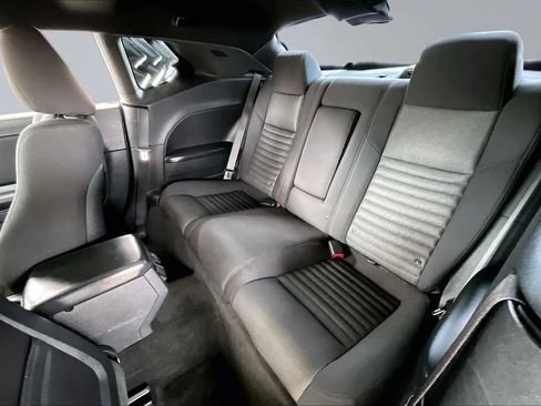 Used 2012 Dodge Challenger R/T RWD image 19