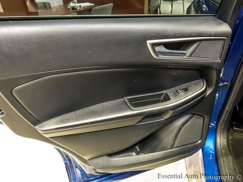 Used 2022 Ford Edge SEL w/ Convenience Package image 22