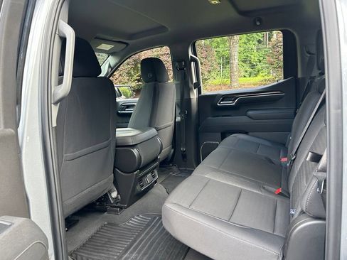 Used 2025 GMC Sierra 1500 Elevation RWD image 39