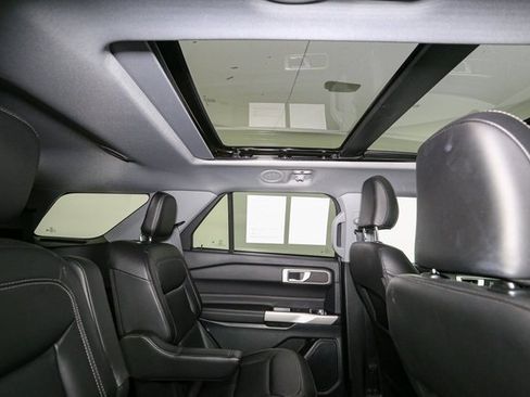 Used 2023 Ford Explorer XLT w/ Equipment Group 202A image 22