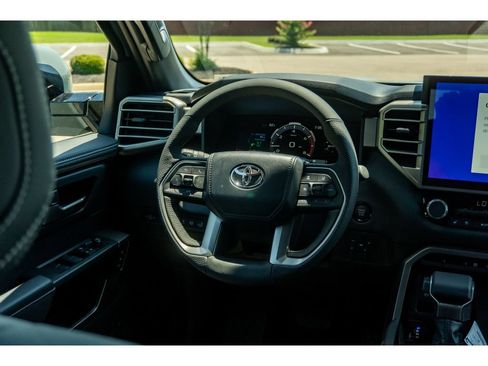 Used 2026 Toyota Tundra Limited AWD/4WD image 20